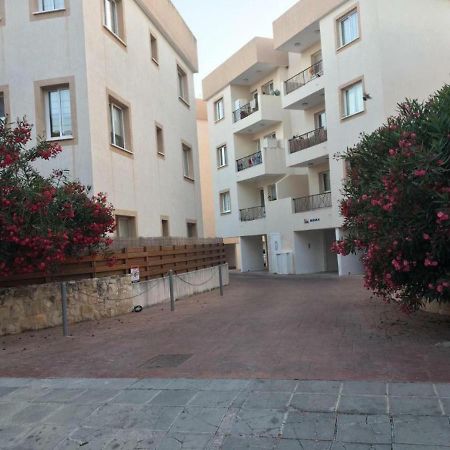 Ancient Paphos - Cozy Place Next To The Sea, Marina, Historical Sites, Buses, Mall, And Market Exterior foto
